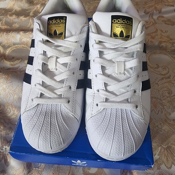 Adidas superstar cheap gold label